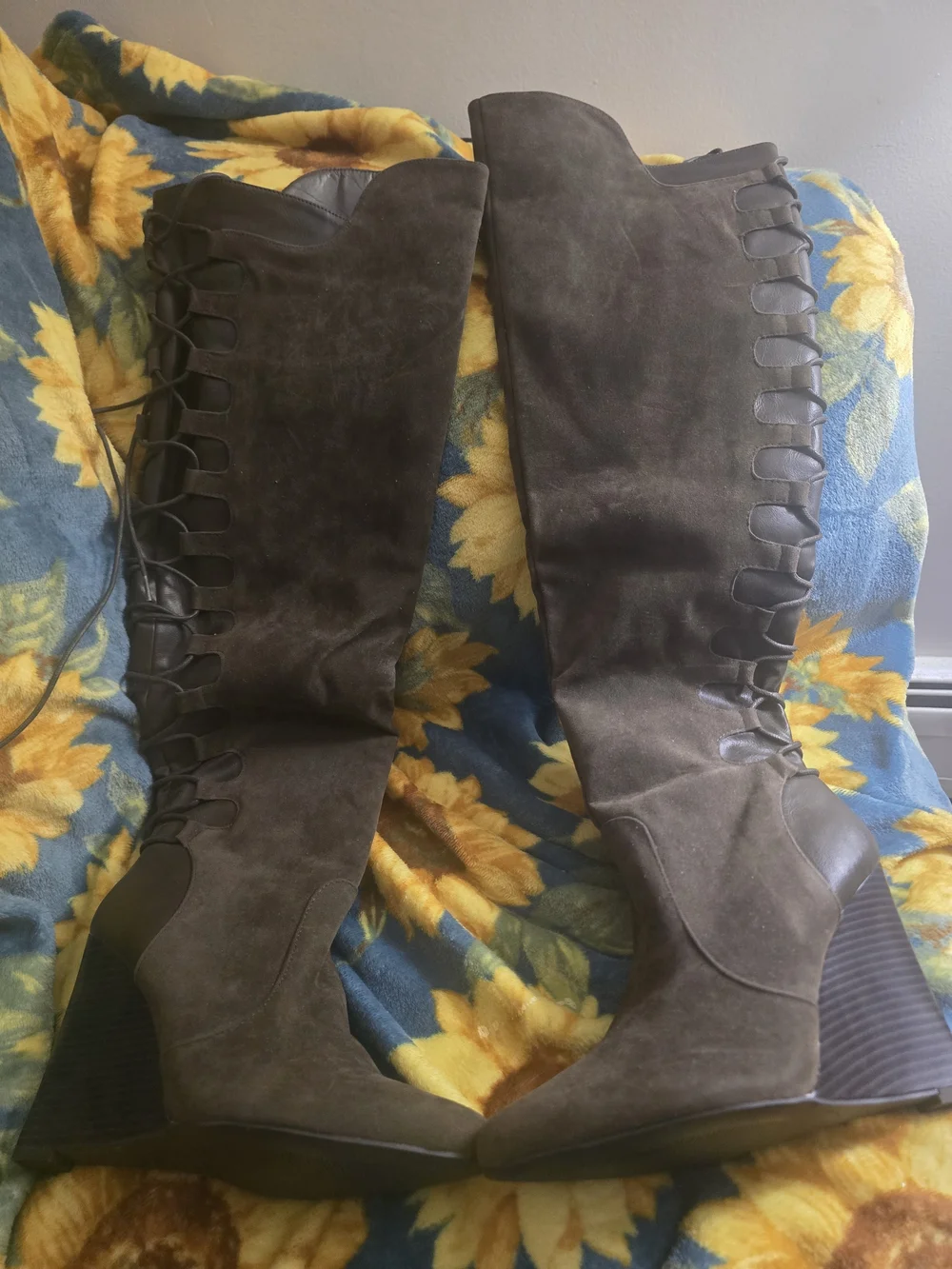 JustFab Brown Lace-Up Suede Ankle Wedge Boots
